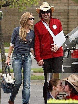 Denise & Richie: PDA nation