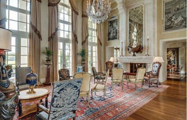 Johnny Depp buys $17.5 million Nashville home