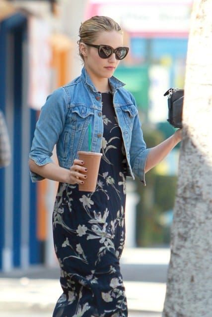 Carpets & Candids: Dianna’s stirrup leggings