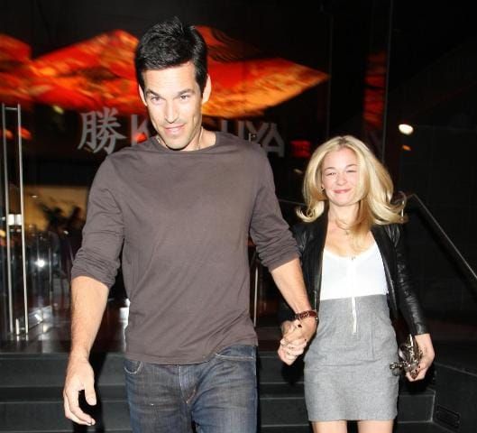 Holding hands, living in the light