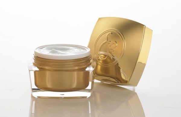 Elizabeth Grant Cannes Exclusive Giveaway!!!