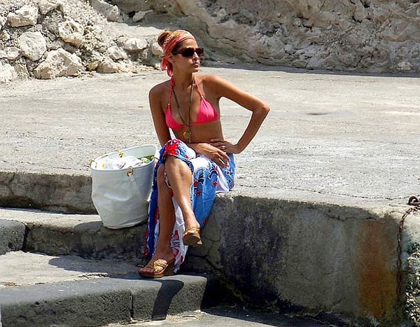 The Thinnification of Eva Mendes?