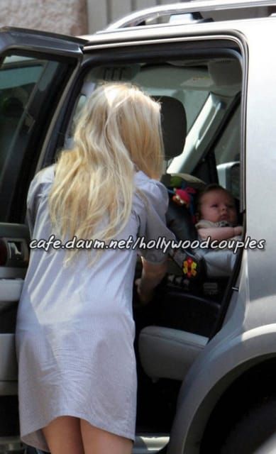 Gwyneth, Apple & Moses: the family elitist