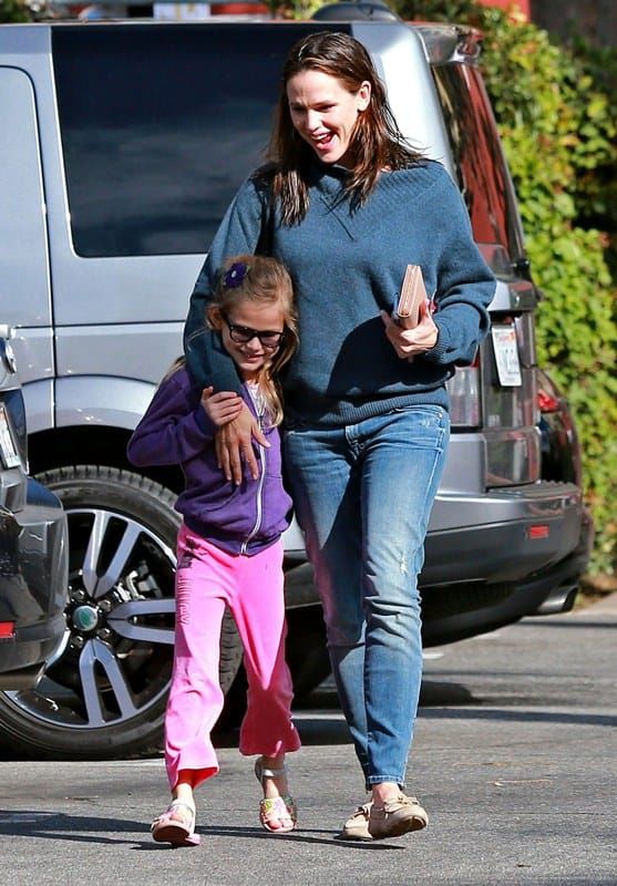 Jennifer Garner set the Mom bar