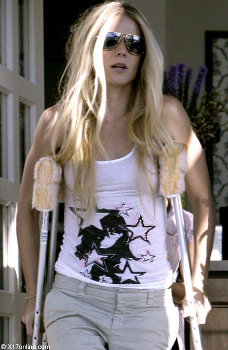 My Gwyneth Gets Hurt!
