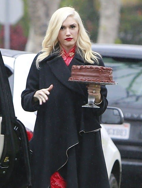 Carpets & Candids: Gwen’s wrap