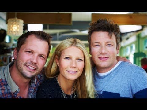 Gwyneth gorges on marshmallows