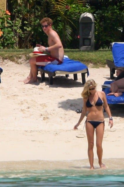 Topless Hot Harry hugs Chelsy