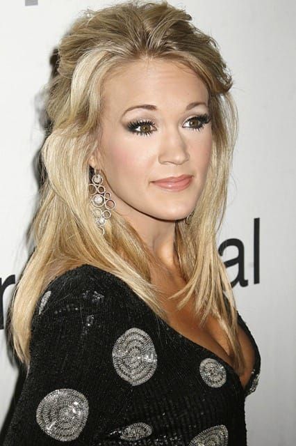 Hilary Duff > Carrie Underwood