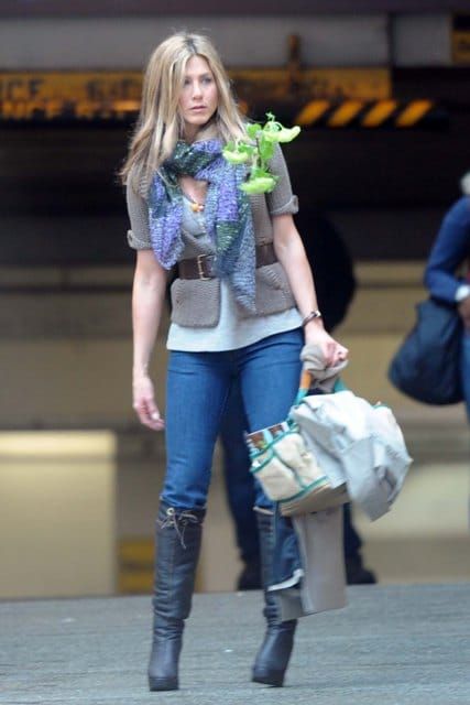 Jennifer Aniston at work in Vancouver
