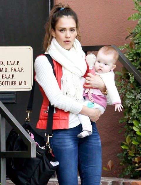 Jessica Alba vs GOOP