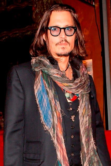 Johnny and the scarves at Elton’s party