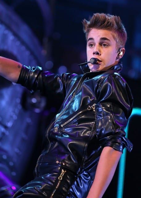 Celebrity Strategery: f-cking with your fans