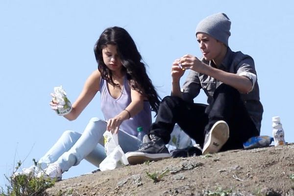 Teenagers eating cheap food