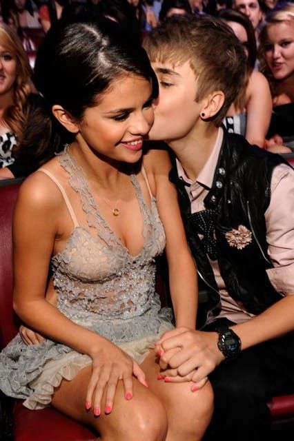 OMG THEY DID NOT BREAK UP!!!