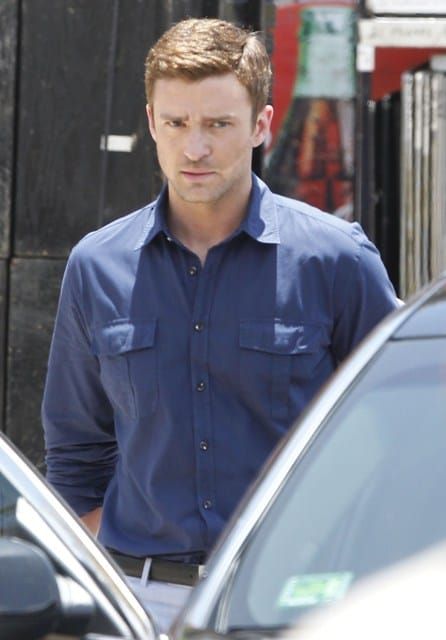 The serious actor has straight hair