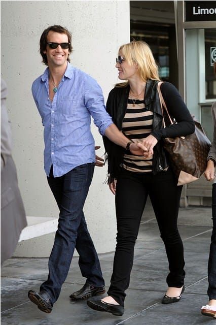 Kate’s travelling with Mr Rocknroll