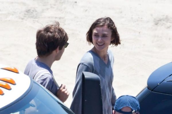 Keira in a comedy, Keira in love