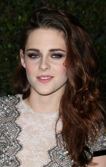 Kristen Stewart campaigning?