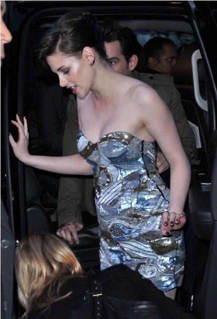It’s great from her right side, bad from her left