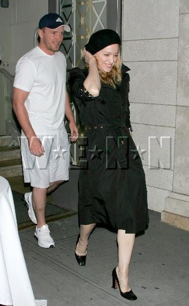 Madge & Guy: Kab in NYC