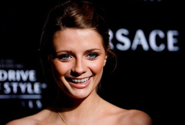 Mischa Barton: Single Gorgessity Everywhere
