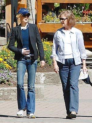 Nicole"s traveling bump