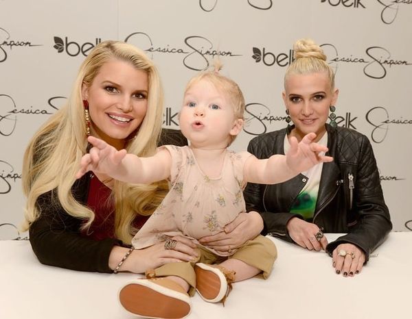 Porny props up her baby