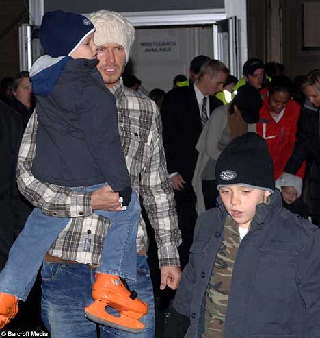 Posh & Becks underdressed