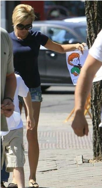Posh Flops & Bails