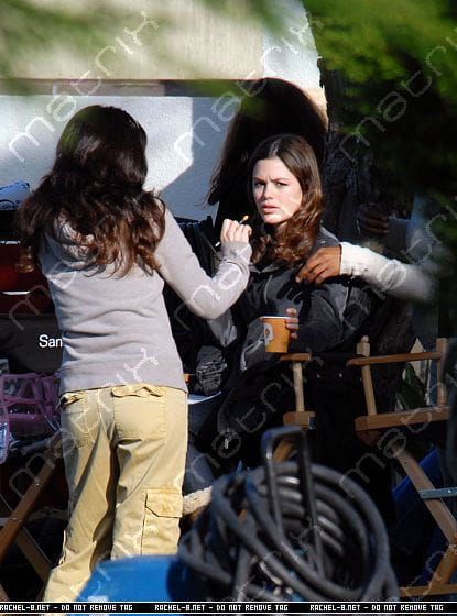 Rachel Bilson: at work with dog