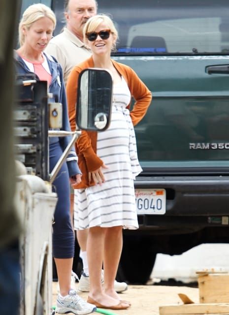 Carpets & Candids: Reese’s pregnancy stripes