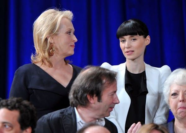 Meryl gets Aloofed
