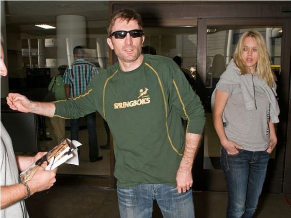 Sharlto Copley has a girlfriend