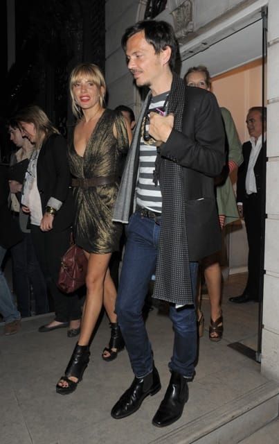 Sienna’s fringe without Jude