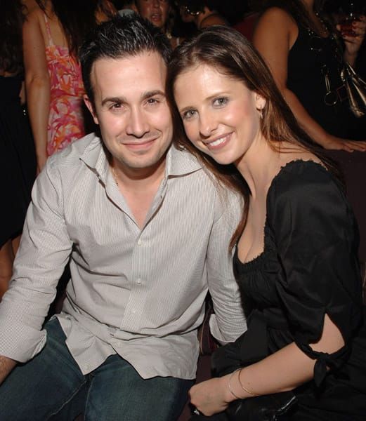 Freddie ages, Sarah smirks
