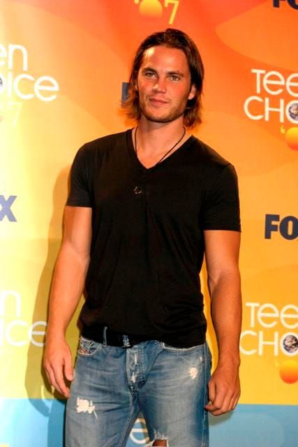 Hot Canadian X