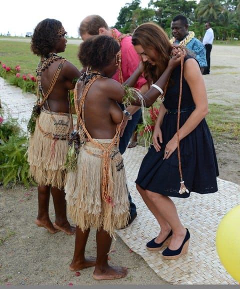 Will & Kate: piglets and a topless greeting
