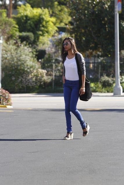 Carpets & Candids: Zoe’s blue jeans
