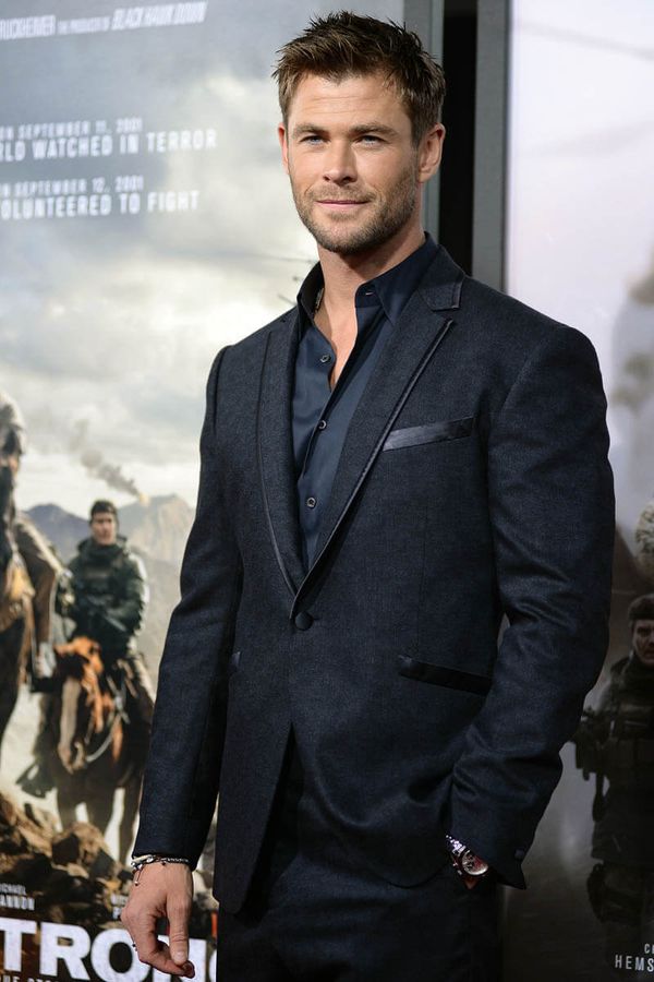 Chris Hemsworth in 12 Strong