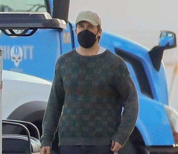 Ryan and Ana: Masked and Shielded