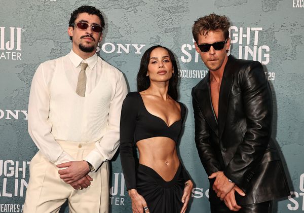 Three Super Attractive People Caught Stealing