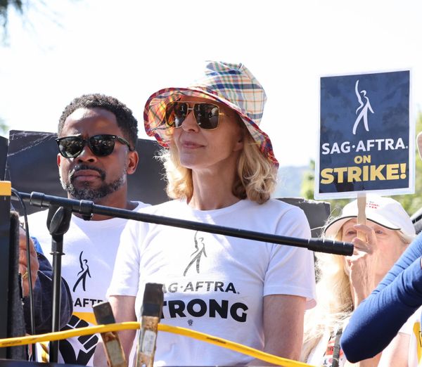As Seen On Social Media: Allison Janney's bucket hat and Brooklyn Decker’s flats