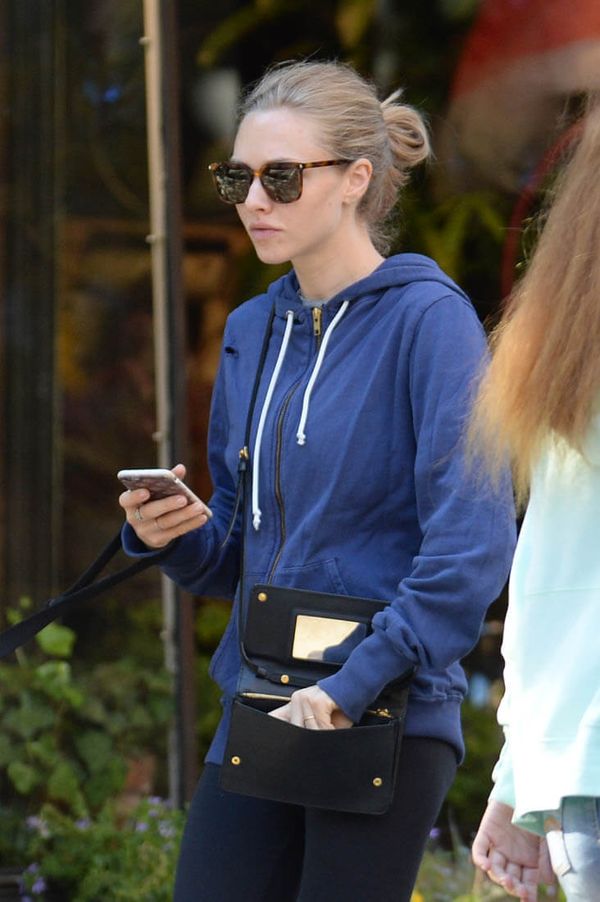 Amanda Seyfried engaged