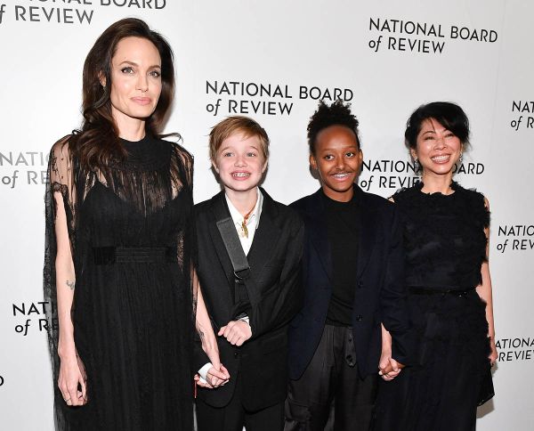 Angelina Jolie: teen braces