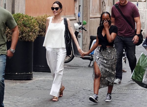 Angelina goes Sunday shopping