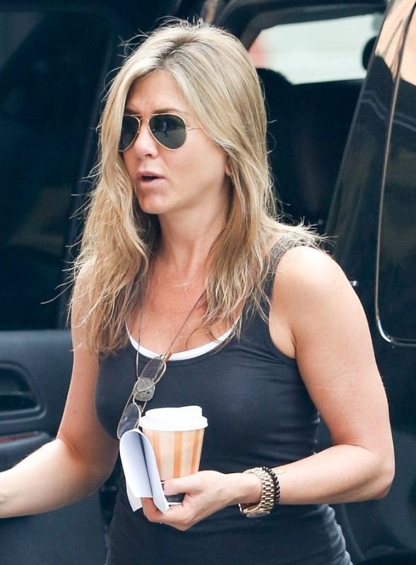 Jen balances out the wig