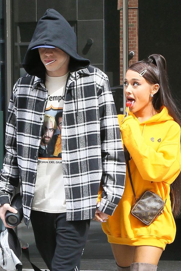 Pete Davidson loves Ariana and Robert Pattinson