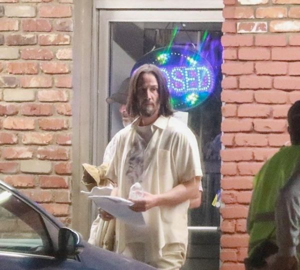 Keanu on set with Aziz