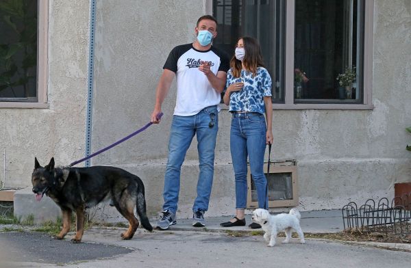 Ben-Ana is back with a haircut and dog questions